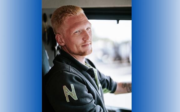 Chauffeur autolaadkraan